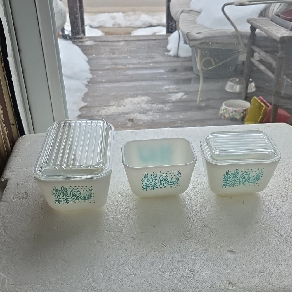 Vintage Glass Storage Containers with Lids Amish ButterprintPattern. Storage.